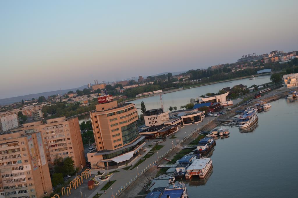 Hotel Esplanada Tulcea Buitenkant foto