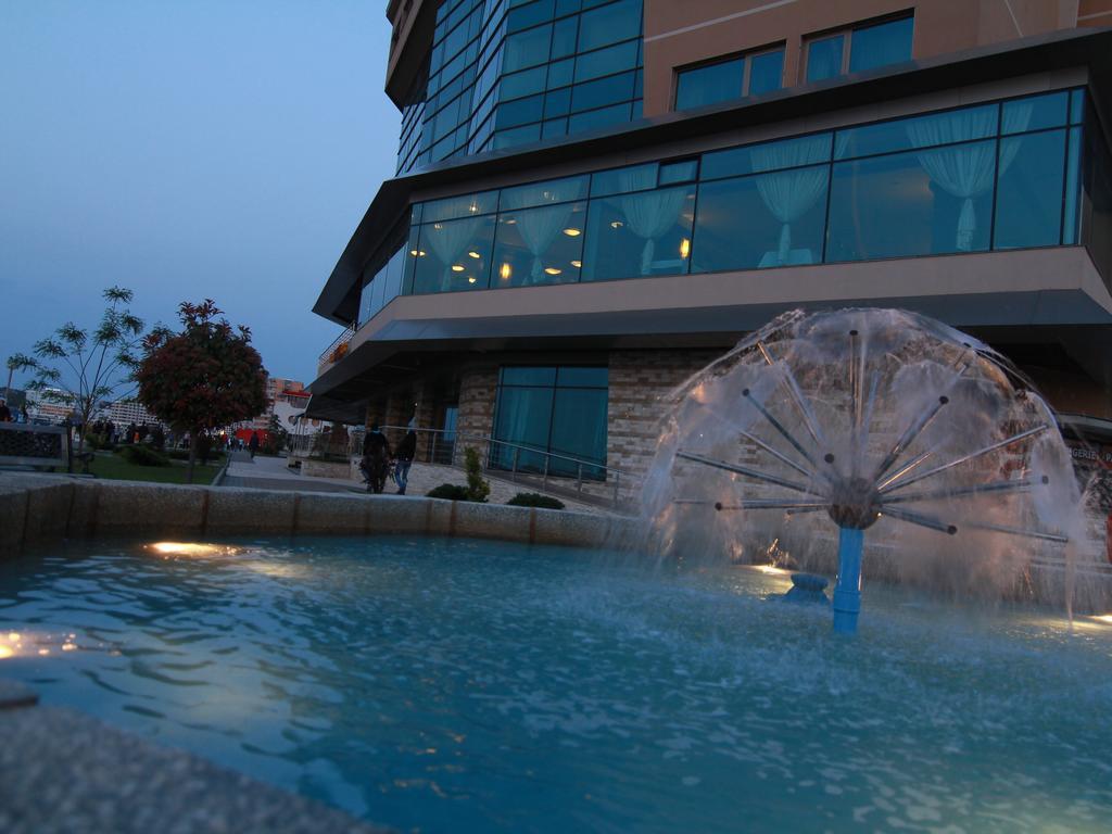 Hotel Esplanada Tulcea Buitenkant foto