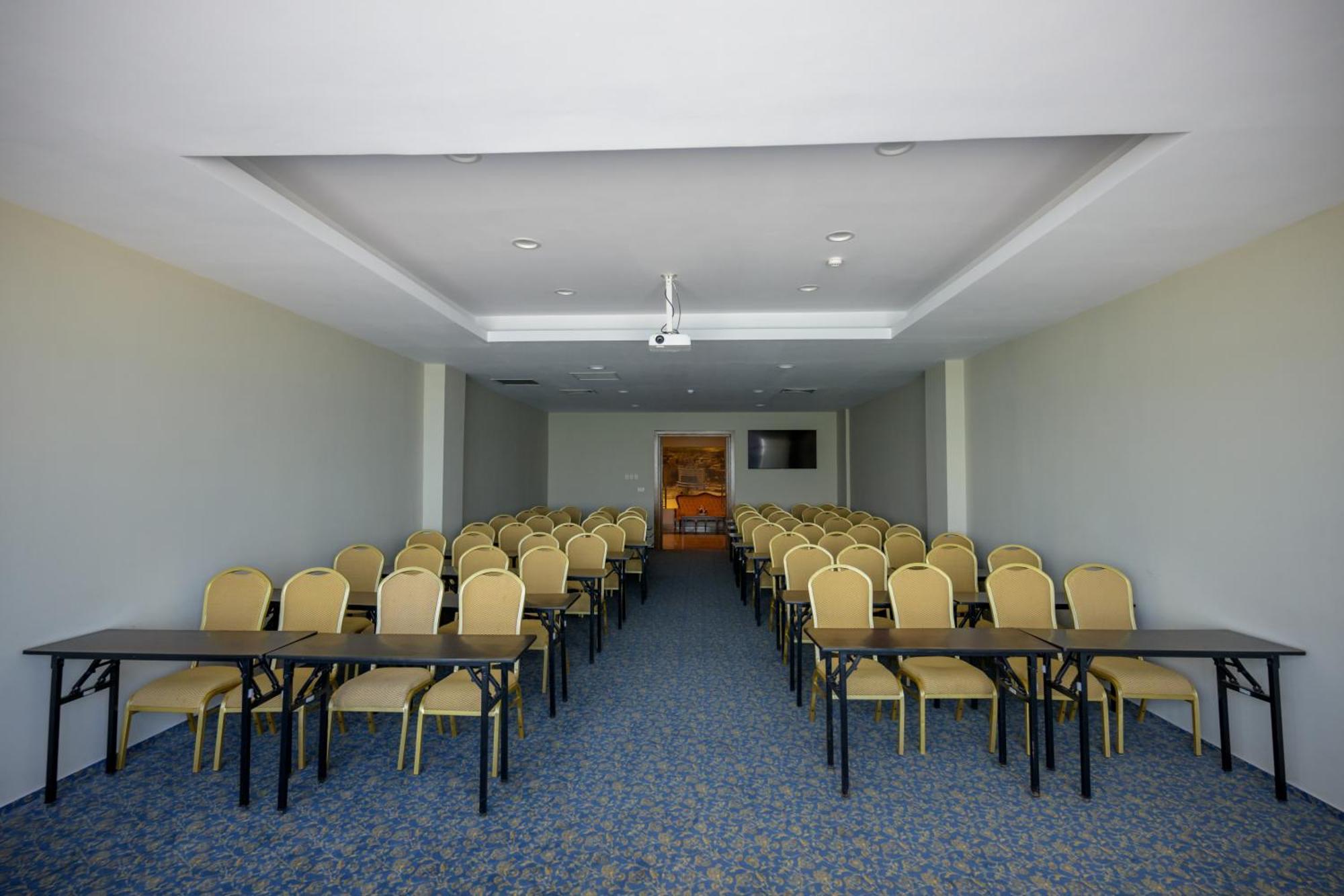 Hotel Esplanada Tulcea Buitenkant foto