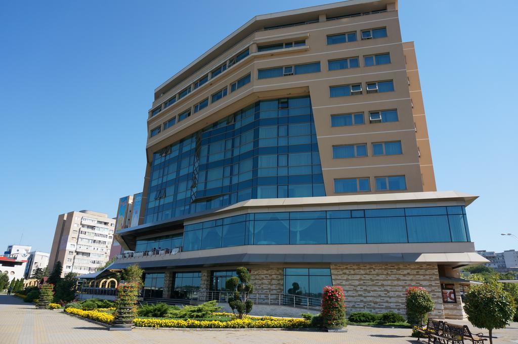 Hotel Esplanada Tulcea Buitenkant foto