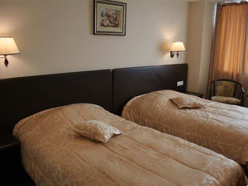 Hotel Esplanada Tulcea Buitenkant foto
