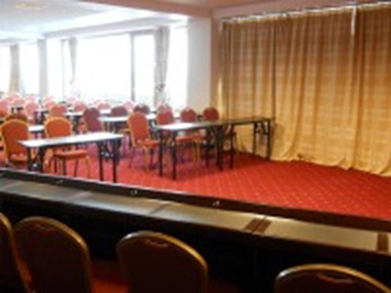 Hotel Esplanada Tulcea Buitenkant foto