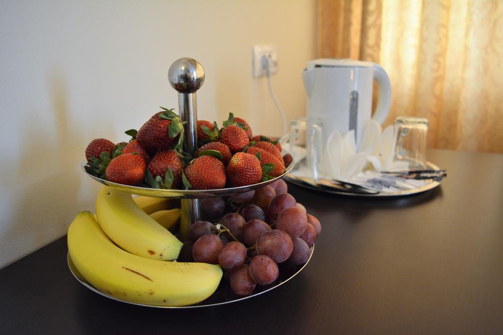 Hotel Esplanada Tulcea Buitenkant foto